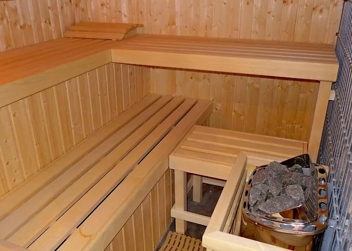 Widokowy 9 Dwupoziomowy Sauna Jacuzzi